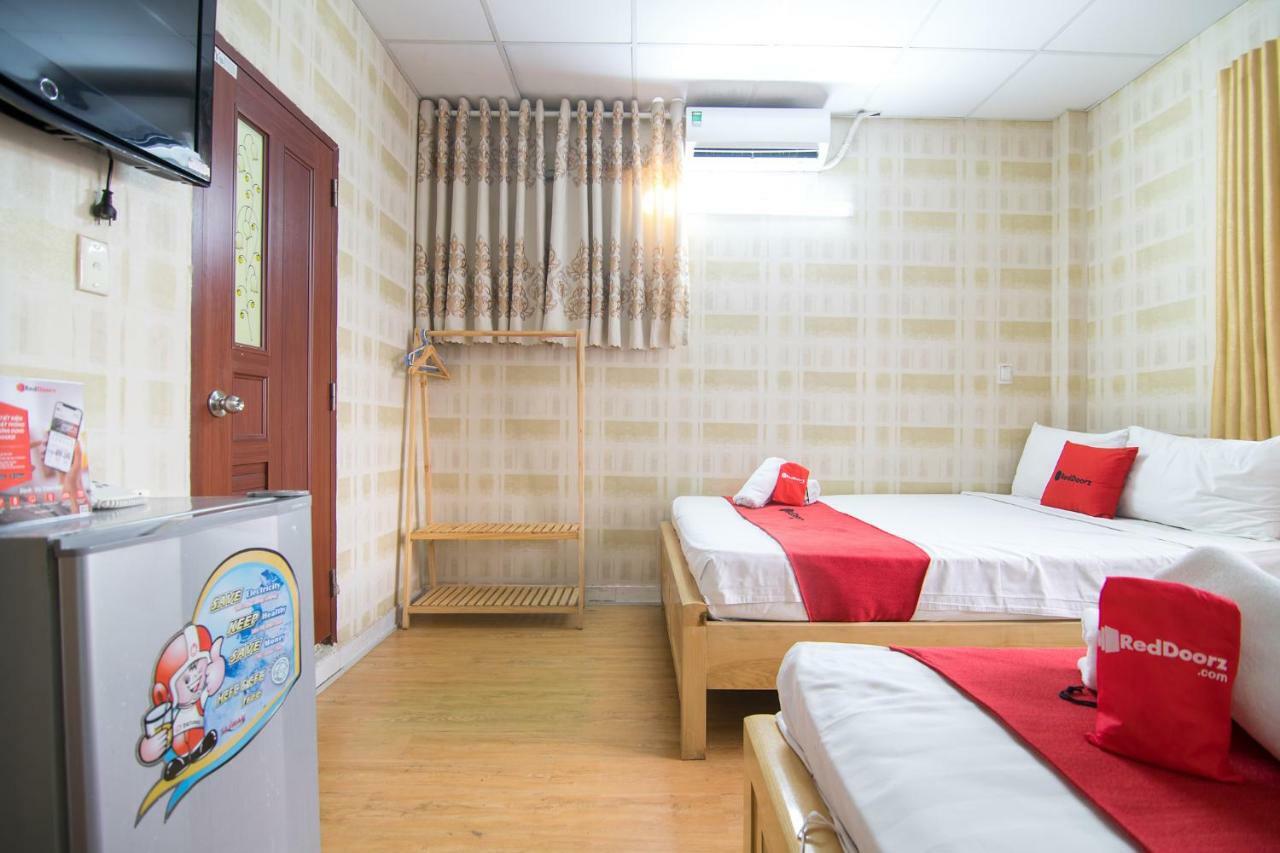 Reddoorz @ Pham Ngu Lao Street 4 Hotel Хошимин Екстериор снимка