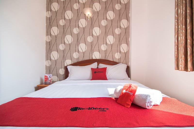 Reddoorz @ Pham Ngu Lao Street 4 Hotel Хошимин Екстериор снимка