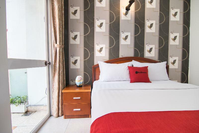 Reddoorz @ Pham Ngu Lao Street 4 Hotel Хошимин Екстериор снимка